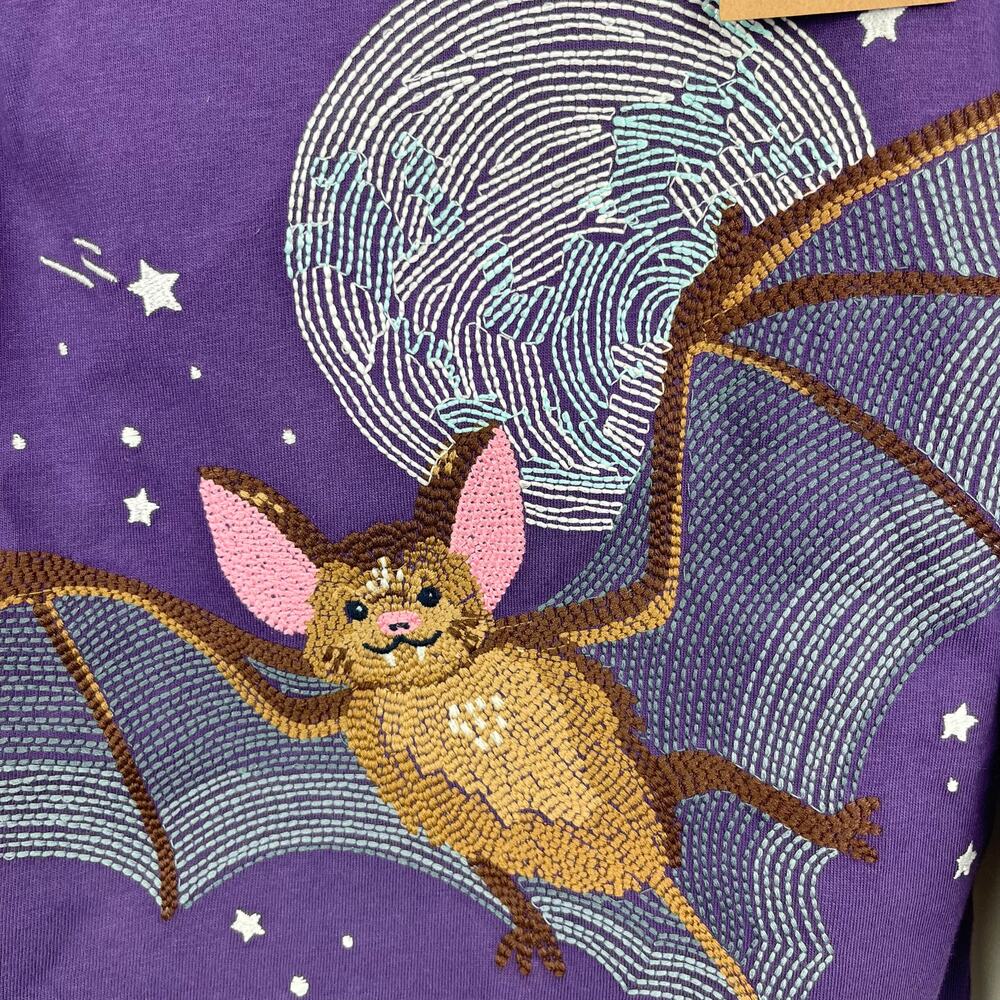 Mini Boden Kids' Long Sleeve Glow Superstitch T-Shirt Loganberry Bat 3-4 NWT - Picture 2 of 5